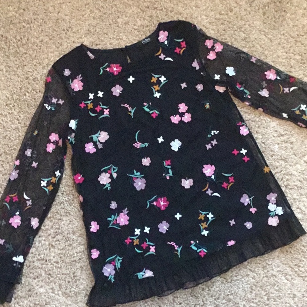 Embroidered Floral Top